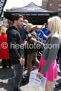 Earth                        Day New York 2014 Honest tea interviewed by the                        media  heeltote.com