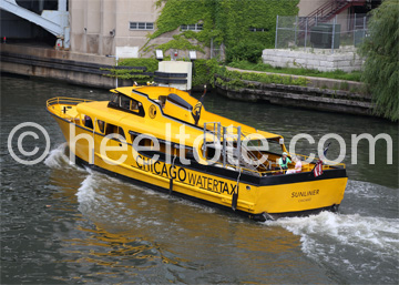 Chicago Water Taxi on The Chicago River  heeltote.com