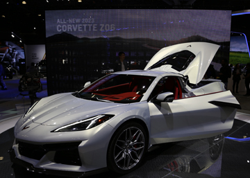2022 New York International Auto Show at the Jacob Javitz Center | Corvette Z06  heeltote.com