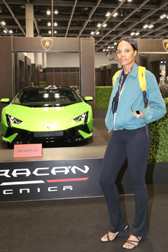 2022 New York International Auto Show at the Jacob Javitz Center | Lamborghini.  In Green  heeltote.com