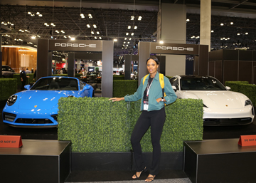 2022 New York International Auto Show at the Jacob Javitz Center | Porsche.  In Blue And In White  heeltote.com