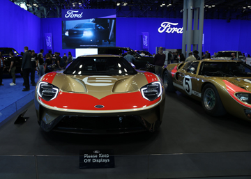 2022 New York International Auto Show at the Jacob Javitz Center | Ford.  GT Holman Moody Heritage Edition  heeltote.com