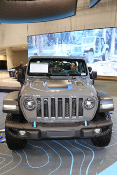 2022 New York International Auto Show at the Jacob Javitz Center | Jeep.  Jeep 4xe Front View  heeltote.com